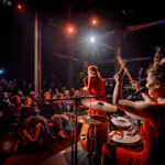 Jazz-Konzert von Evas Apfel und Gabriel Gabu zum Internationalen Frauentag in der Milchsackfabrik, Frankfurt am Main. Mit Diana Mangold, Jane Lazarovic, Imogen Gleichauf, Nathalie Hoyer, Kathi Monta, Annalena Schwade und Gabriel Gabu.